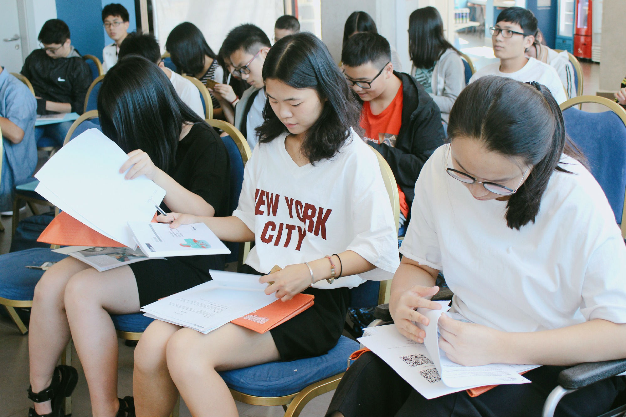 学生照片-填写资料.jpg